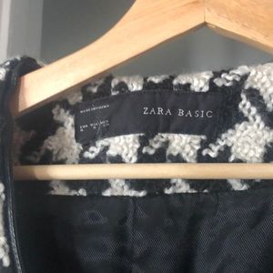 Zara Jackets & Coats - Zara houndstooth Coat Zara Jackets & Coats - Zara houndstooth Coat